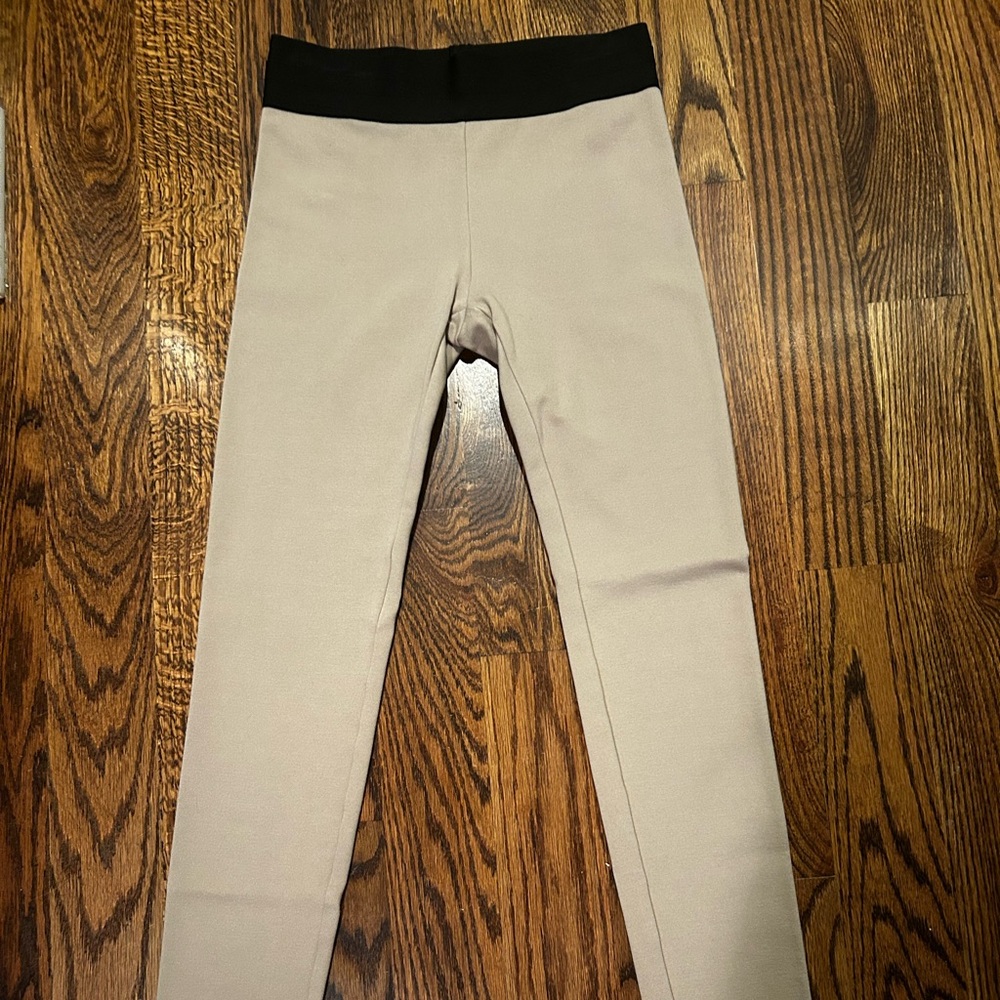 BCBG leggings